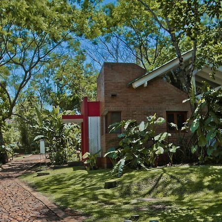 Raices Amambai Lodges Пуерто Игуасу Екстериор снимка