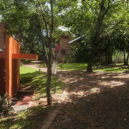 Raices Amambai Lodges Пуерто Игуасу Екстериор снимка