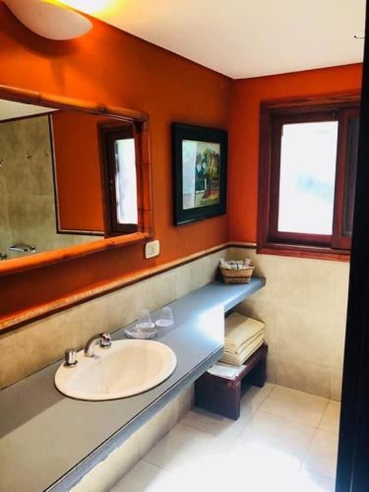 Raices Amambai Lodges Пуерто Игуасу Екстериор снимка