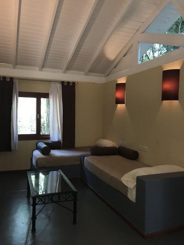 Raices Amambai Lodges Пуерто Игуасу Екстериор снимка