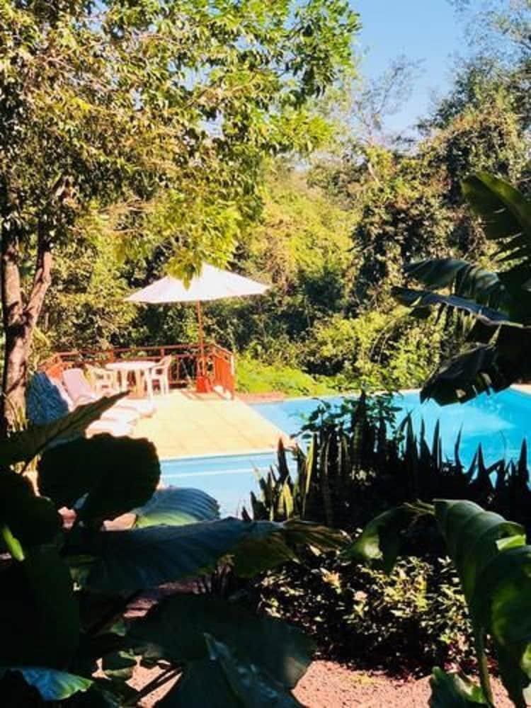 Raices Amambai Lodges Пуерто Игуасу Екстериор снимка